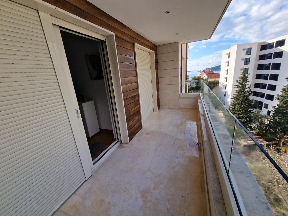 As Apartments Rafailovici Exterior photo